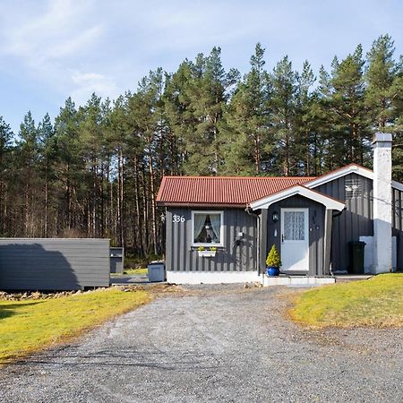 Iverhjelen Near Atlantic Road Lyngstad Bagian luar foto